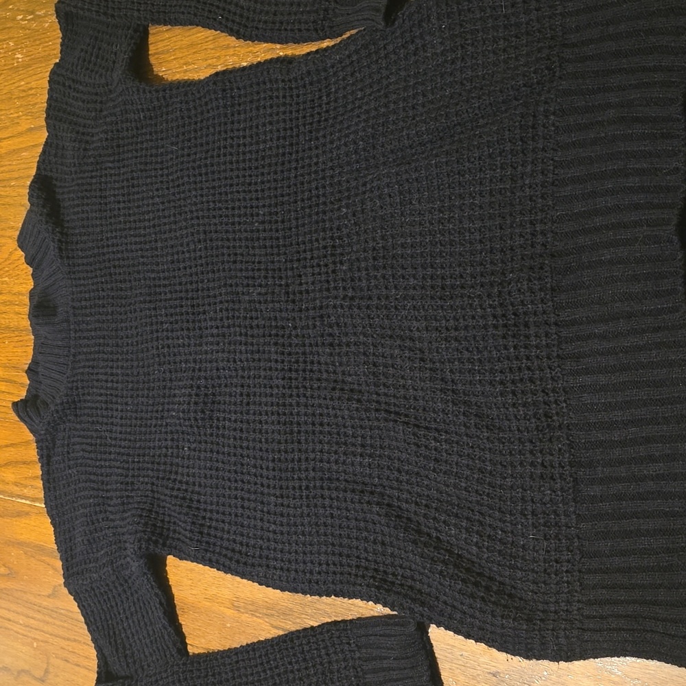 ZENANA Premium Women's Black Long Sleeve Sweater SIZE Small
